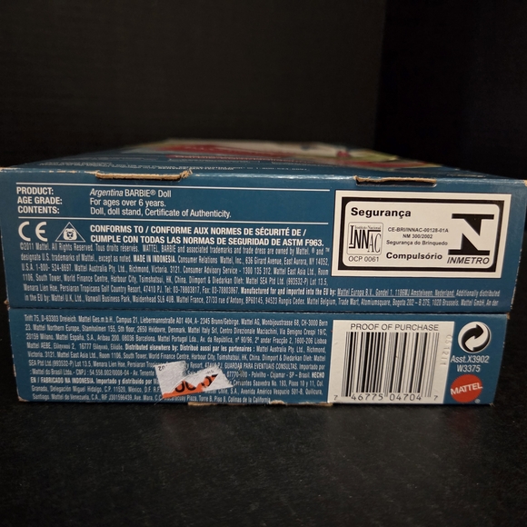 2011 Dolls of the World Argentina Barbie Pink Label #W3375 - Picture 6 of 9